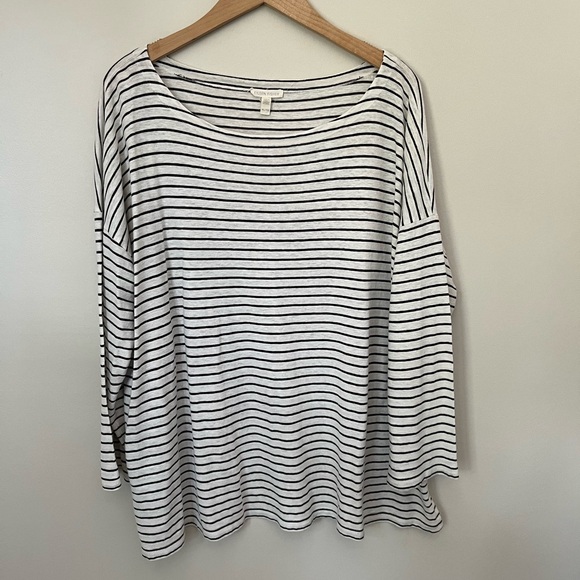 Eileen Fisher Top - Picture 5 of 6